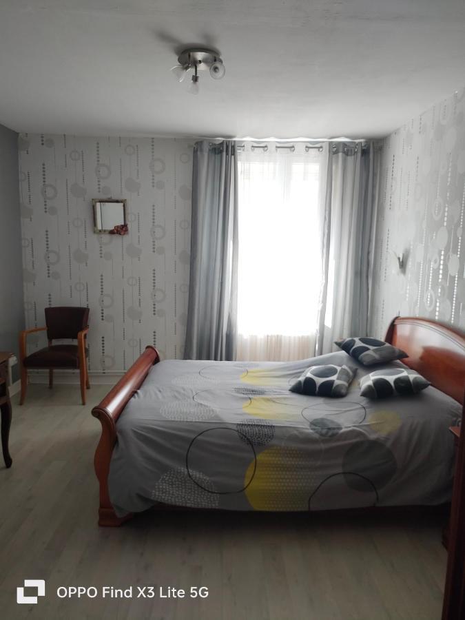 Appart La Percep La Tour-dʼAuvergne Buitenkant foto